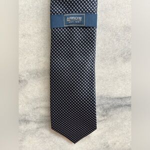 Arrow Necktie Black/White/Gray Square Check Pattern Easy Care NWT Neck Tie